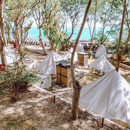 Burano Camping Beach-Bar Nea Thesi Εξωτερικό φωτογραφία